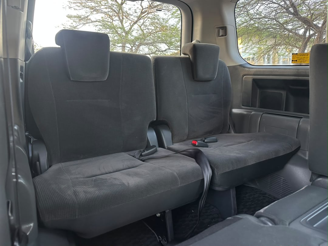 TOYOTA NOAH NEW MODEL X thumbnail 6